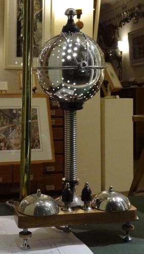 Unique sculptural lamp - Haute Cuisine - by Gilles Bourlet Dartmouth