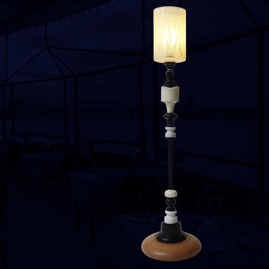 Collectible unique lamp - Iris - by Gilles Bourlet Dartmouth