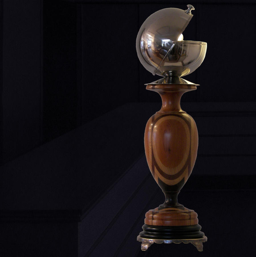 Unique lamp - Noblesse Oblige - by Gilles Bourlet Dartmouth