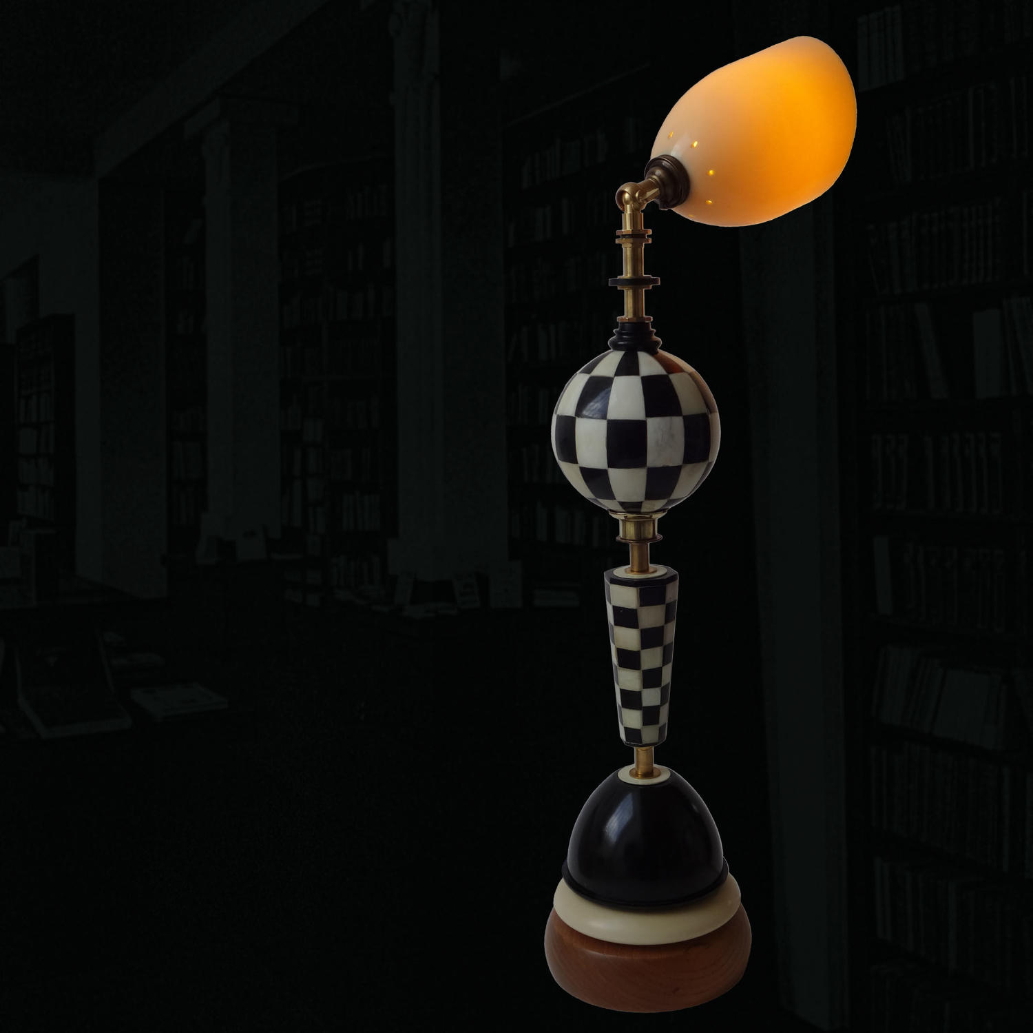 Unique sculptural lamp - Cinéma Vérité - by Gilles Bourlet Dartmouth
