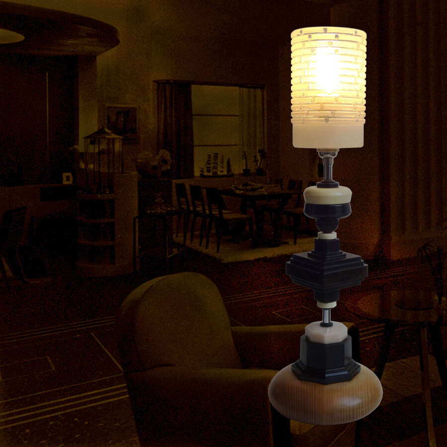 Unique sculptural lamp - Secret - by Gilles Bourlet Dartmouth